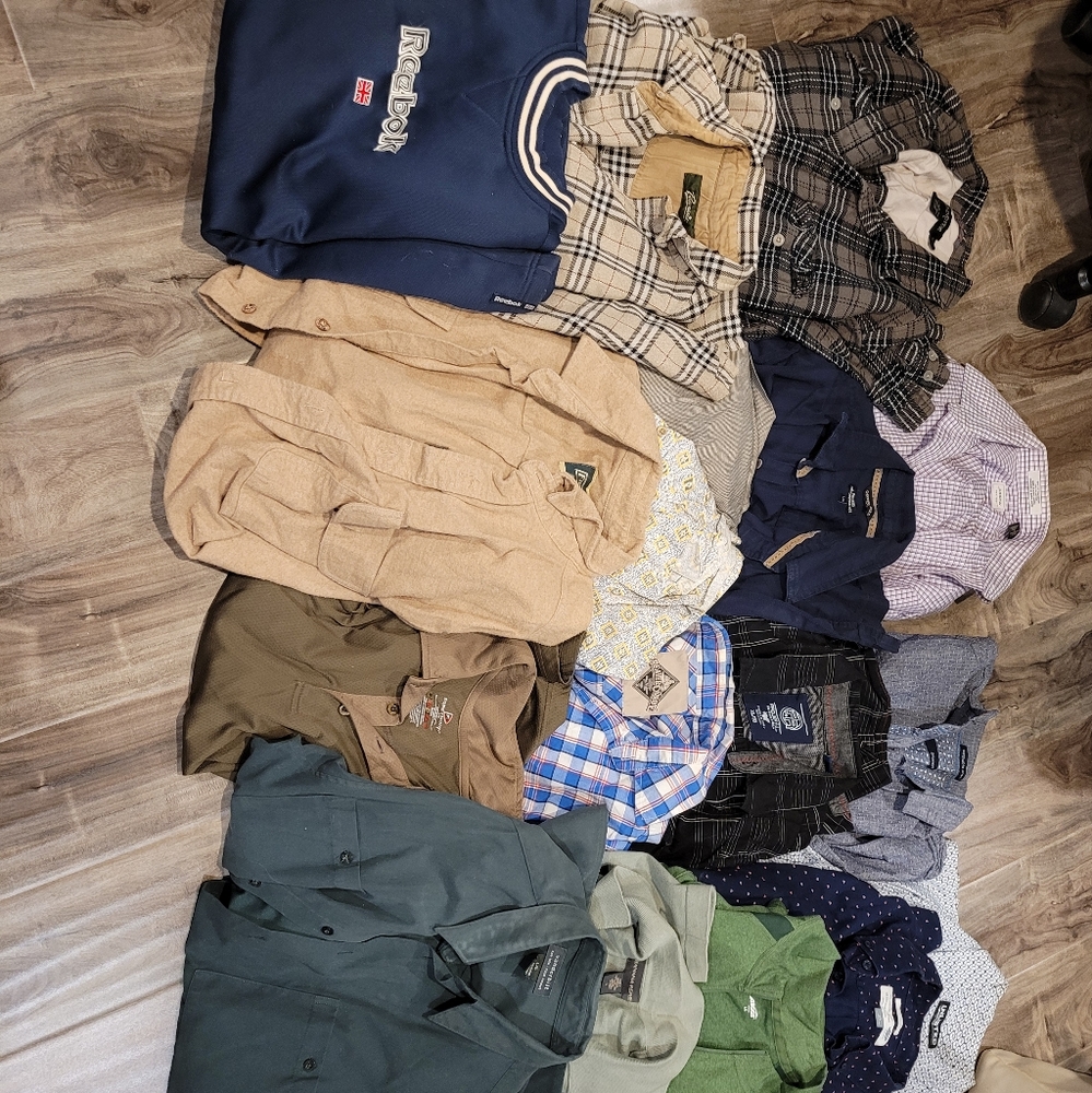Lot of 17 mens shirts